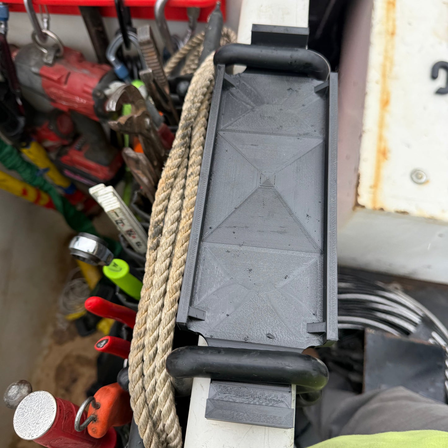 Bucket Lip Tray